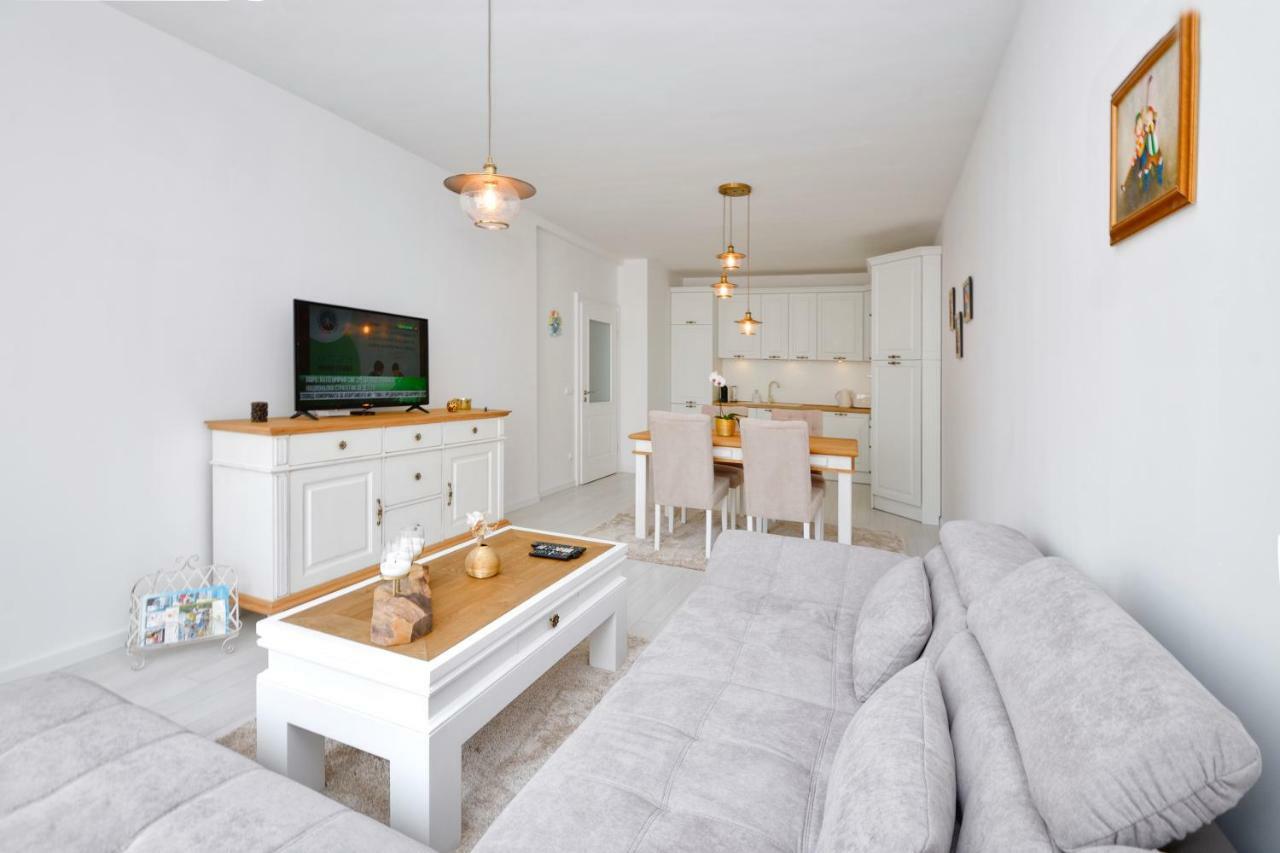 Apartment Grand Karavel Centre ヴァルナ エクステリア 写真