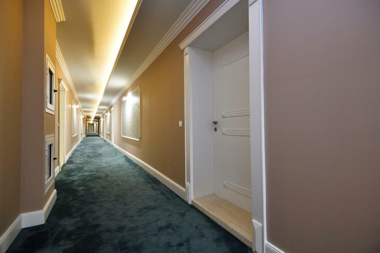 Apartment Grand Karavel Centre ヴァルナ エクステリア 写真